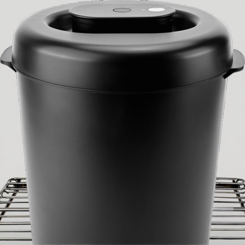 MeNeow FoodFresh Vacuum Sealed Tub - 8Ltrs